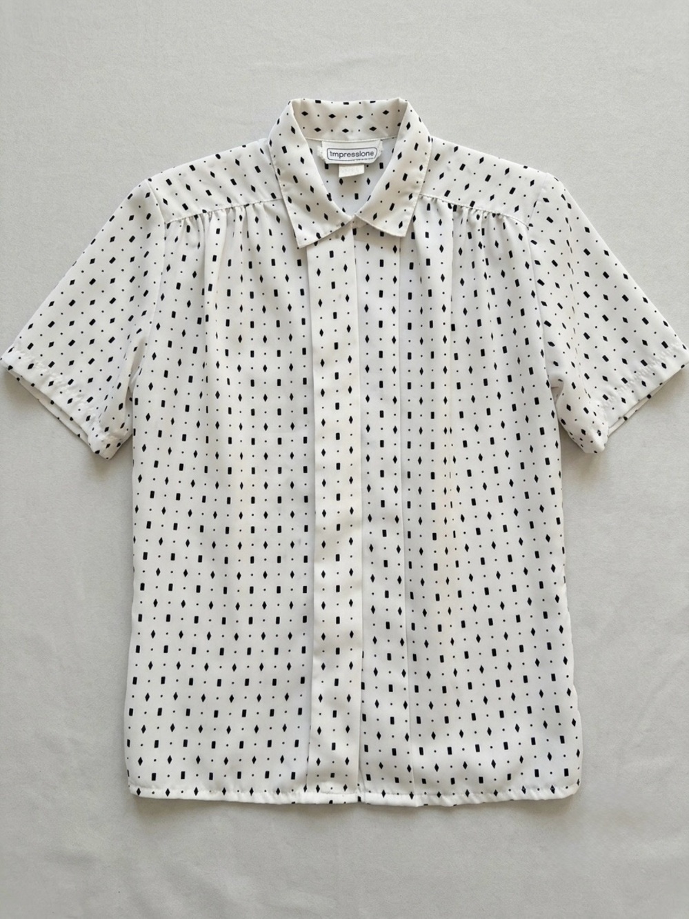 Vintage 80s Impressions California Short Sleeve Geometric Blouse White Black 6